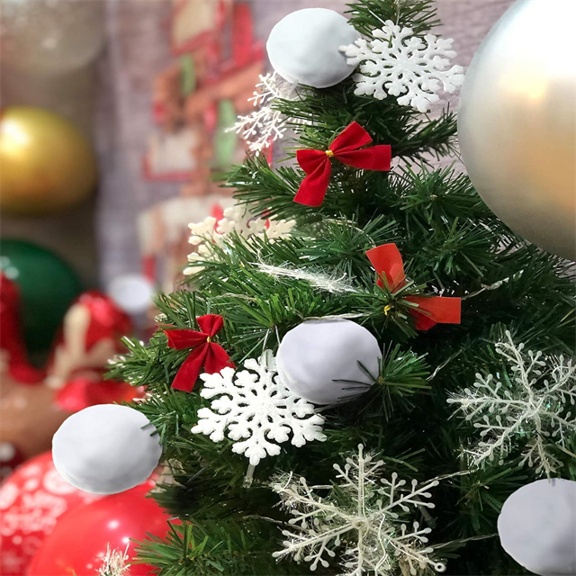 Artificial Cotton Snow Balls on Xmas Tree